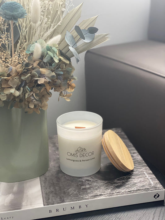 Enhance your living space with the scent that you love. Our candles are handcrafted in Sydney, using 100% natural soy wax - perfect for every room & occasion.